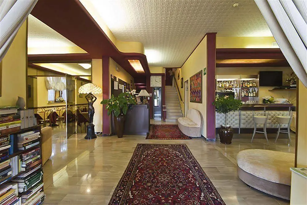 ***  Hotel La Riviera Montecatini-Terme Italia