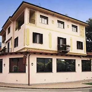 https://hotel-la-bussola-cittiglio.it-lombardy.com